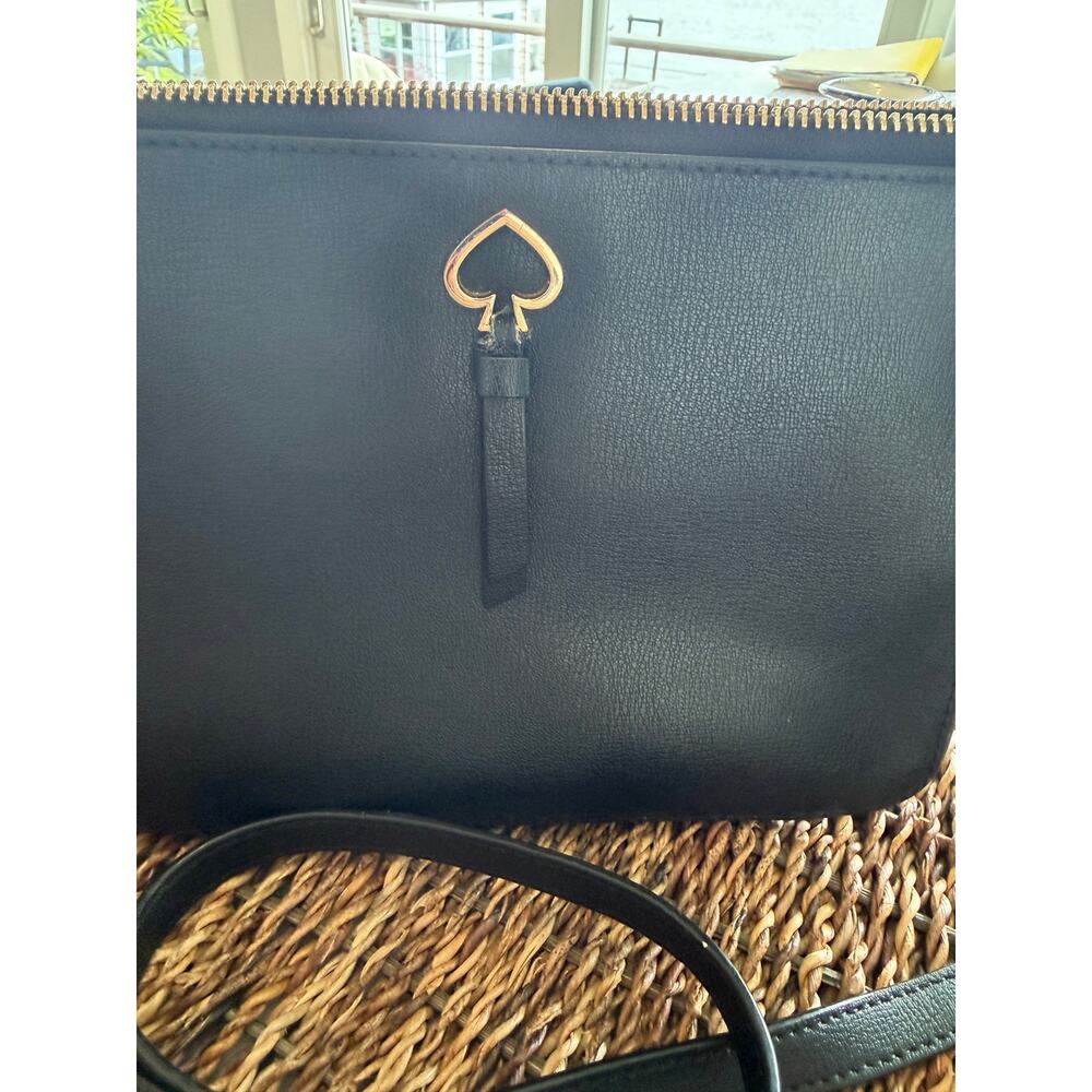 Kate Spade New York Black Leather Crossbody Shoulder Bag Zip Top Purse - Picture 6 of 9